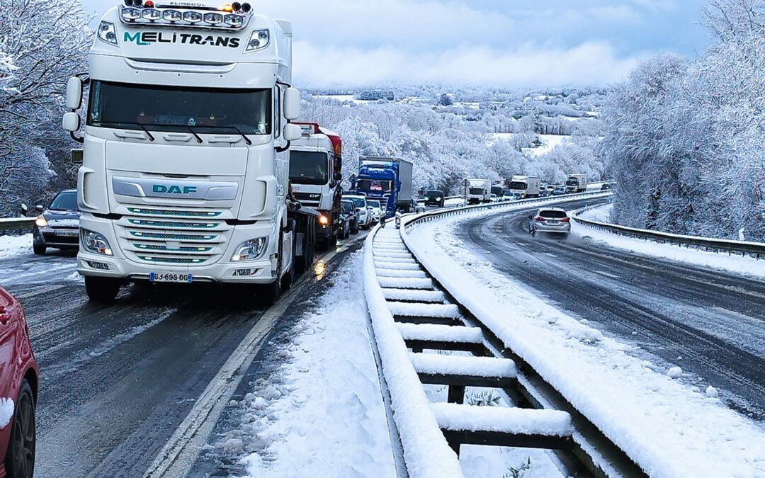 camion-neige-route